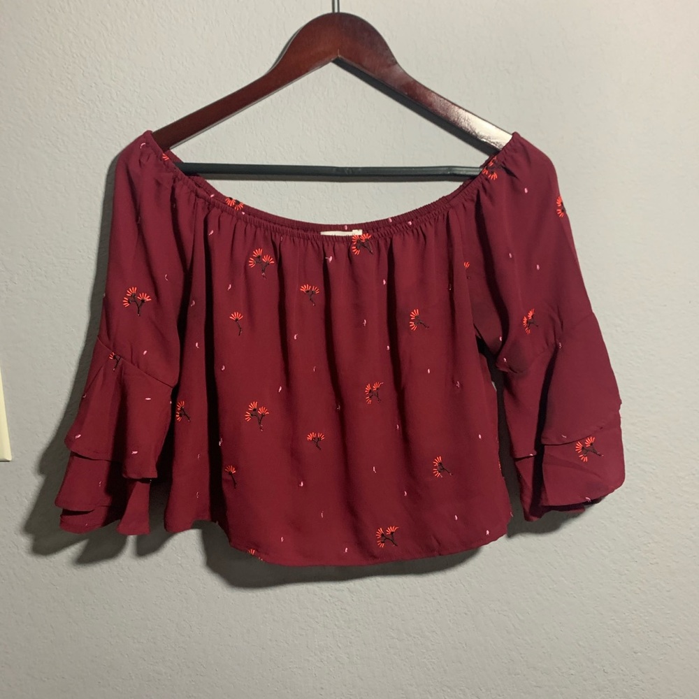 Off the shoulder cropped top with mini flowers